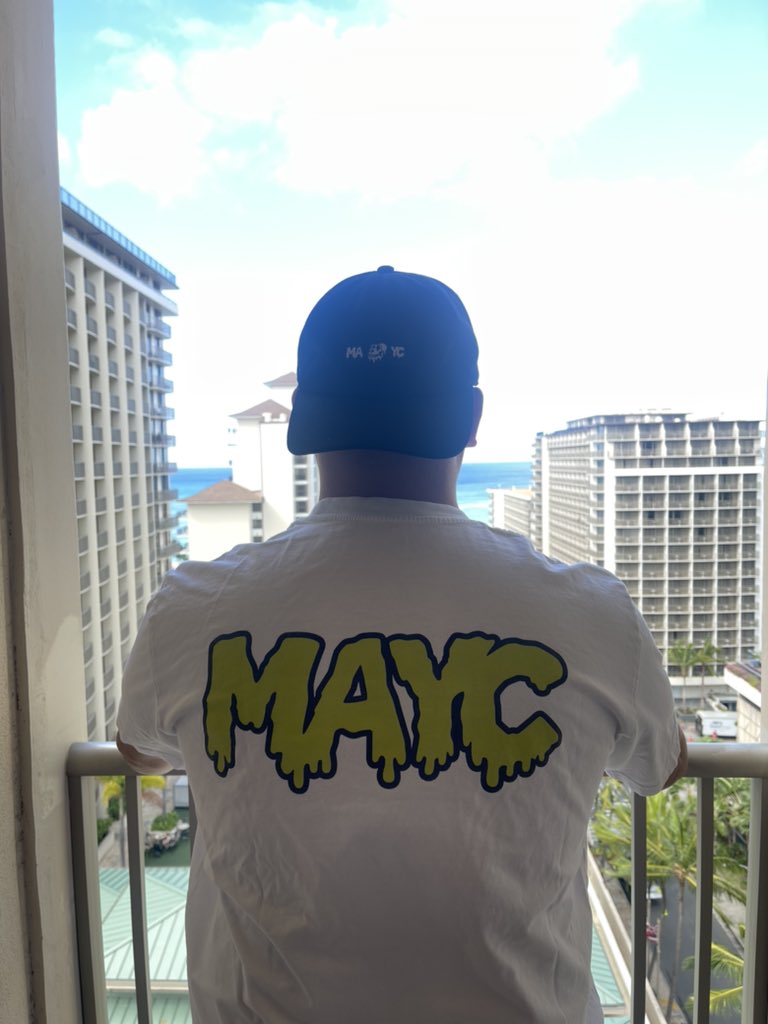 RT @17ikoola: #MAYC x Waikiki @BoredApeYC wen “bored shorts”?? https://t.co/uiJmIFebGW