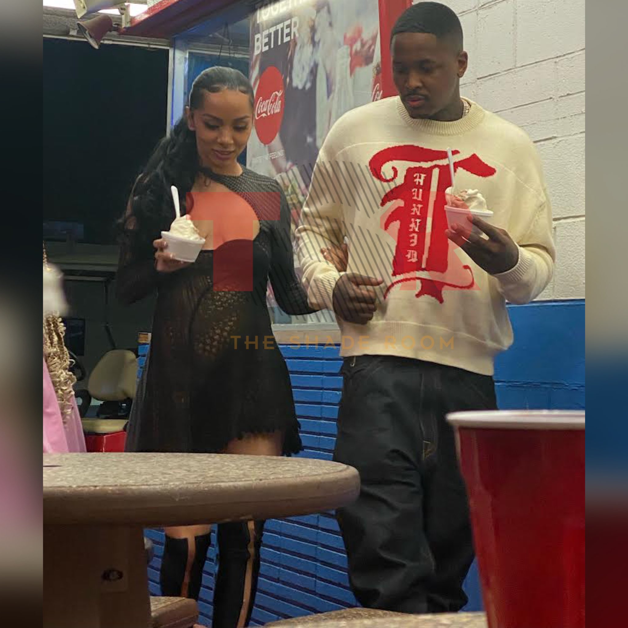 FQ5ZPmvVgAA9p5D.jpg:large