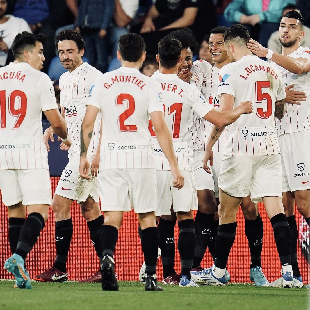 ➕3️⃣💪🏽

Vamos mi <a href="/SevillaFC/">Sevilla Fútbol Club</a>! 

#NuncaTeRindas