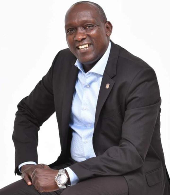 Kibzhum's tweet photo. It is wise for a man to step down instead of losing to a competent leader like @DamarisWambui_  
Hon. Damaris Wambui Jubilee flag bearer
#KiambaaniDamaa
#AzimioLaUmoja 
#azimiodigitalrally https://t.co/UQW7WBqwLG