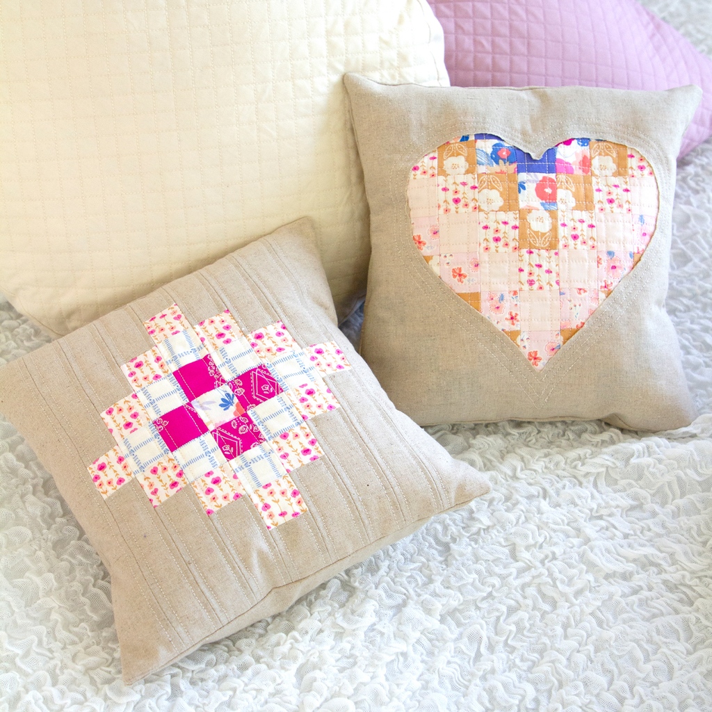 ArtGalleryFab's tweet photo. These pillows are cuteness overload🤩! Just so simple to make, it takes a bit more than finishing a block. Find the”Posies Pillows” instructions in our “Tails & Threads Lookbook” https://t.co/fPSvM7tV9z
#artgalleryfabrics #AGFTailsandThreads #AGFlinen https://t.co/ZEu69HSF0r