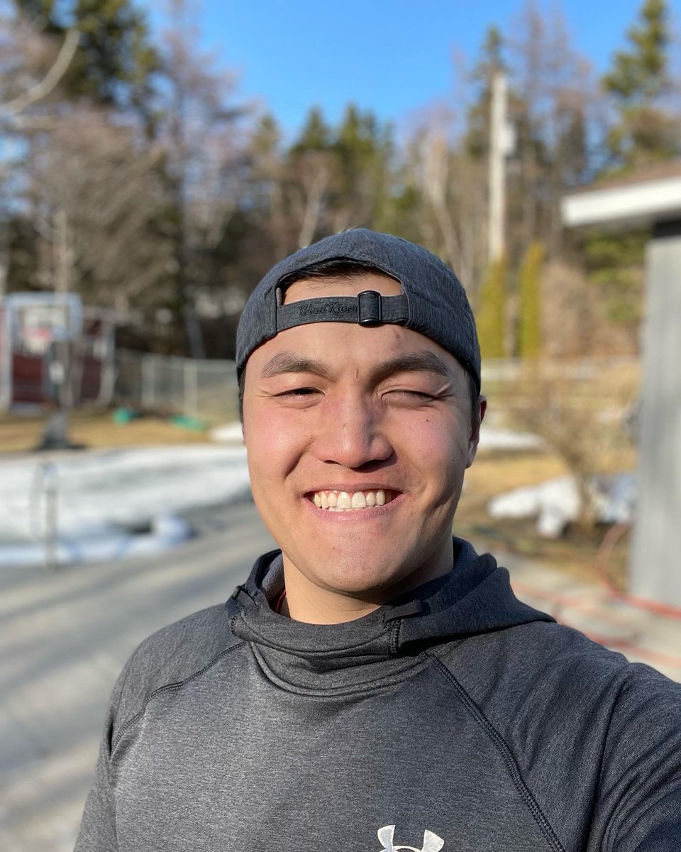 mjonesadvocacy's tweet photo. No, I am not winking at you😉😂!

Do I look like a runner yet?😀 Here’s to another great run closer to my goal of completing the @Tely10NL 🏃🏽

#RunnerInTraining #runningman #grateful https://t.co/LUBXPdh7Np