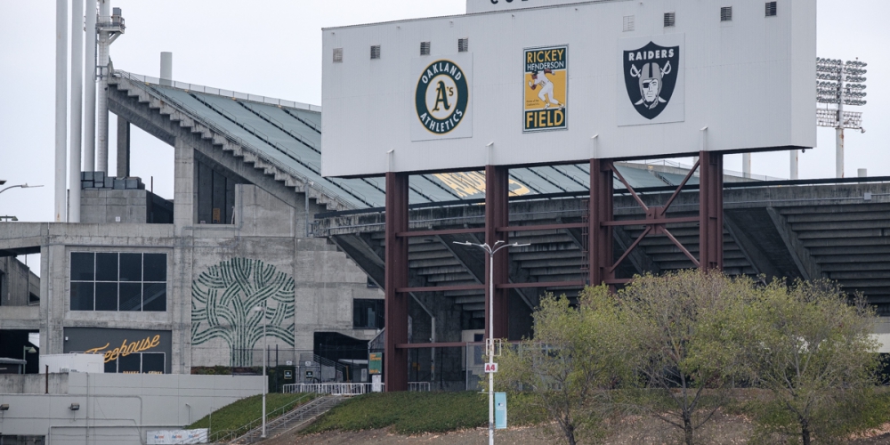 recycledollars's tweet photo. Oakland selects Black-led group for exclusive Coliseum development negotiations

See more at or Visit https://t.co/R8grXnkCpX

 #blackwealth #blackwallstreet #recycledollars #blackbanksmatter https://t.co/dHVpLHamcC