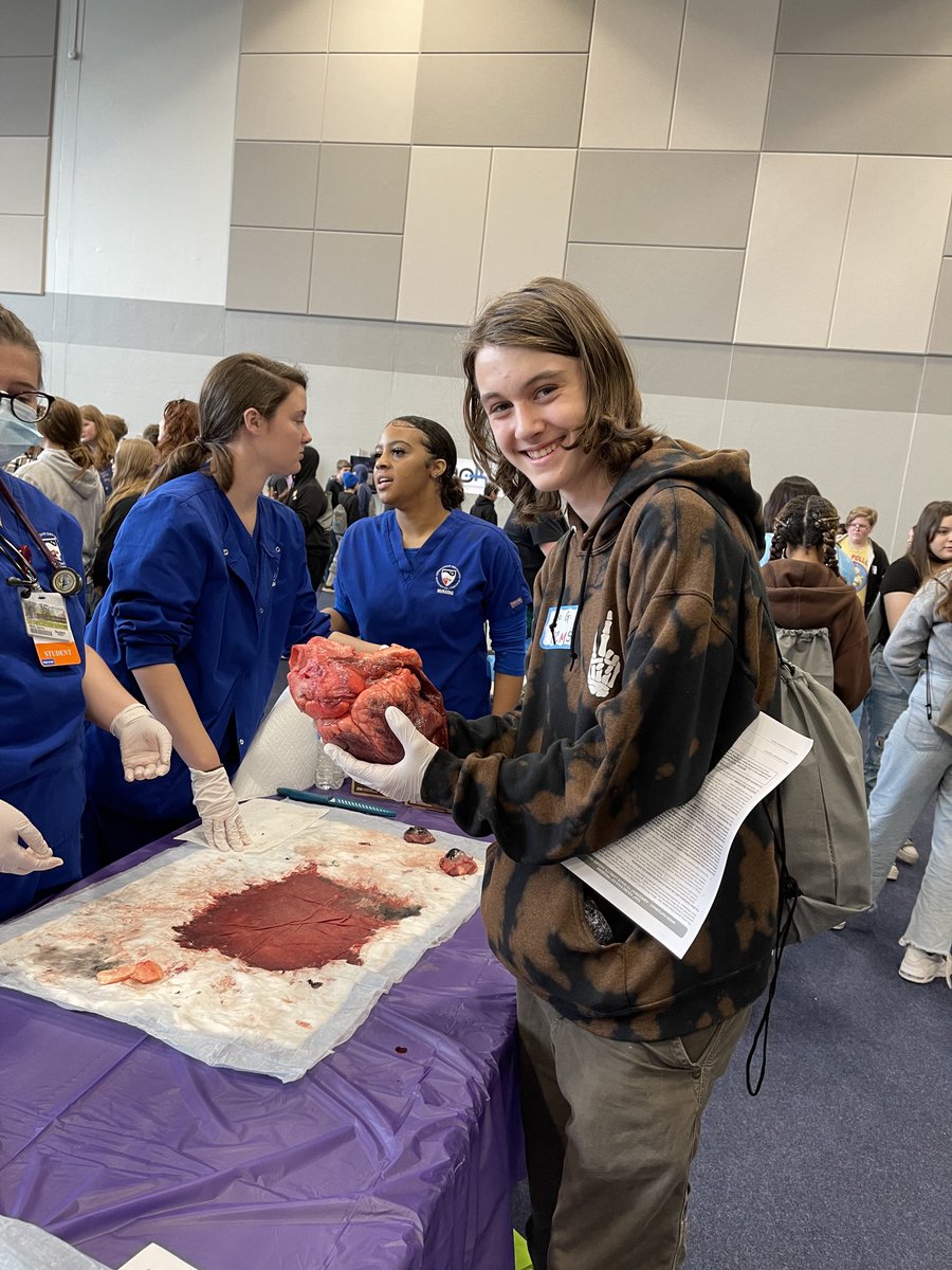 Where else can Ss hold a heart and hear about medical fields? The World of Work! ❤️ this field trip! They also learned about: engineering, security, tech, logistics, law &amp; financial careers to name a few… ⁦@FCMSPrincipal⁩ ⁦@MaryBethEchev⁩ ⁦<a href="/missymcdonald10/">Missy Spielman</a>⁩