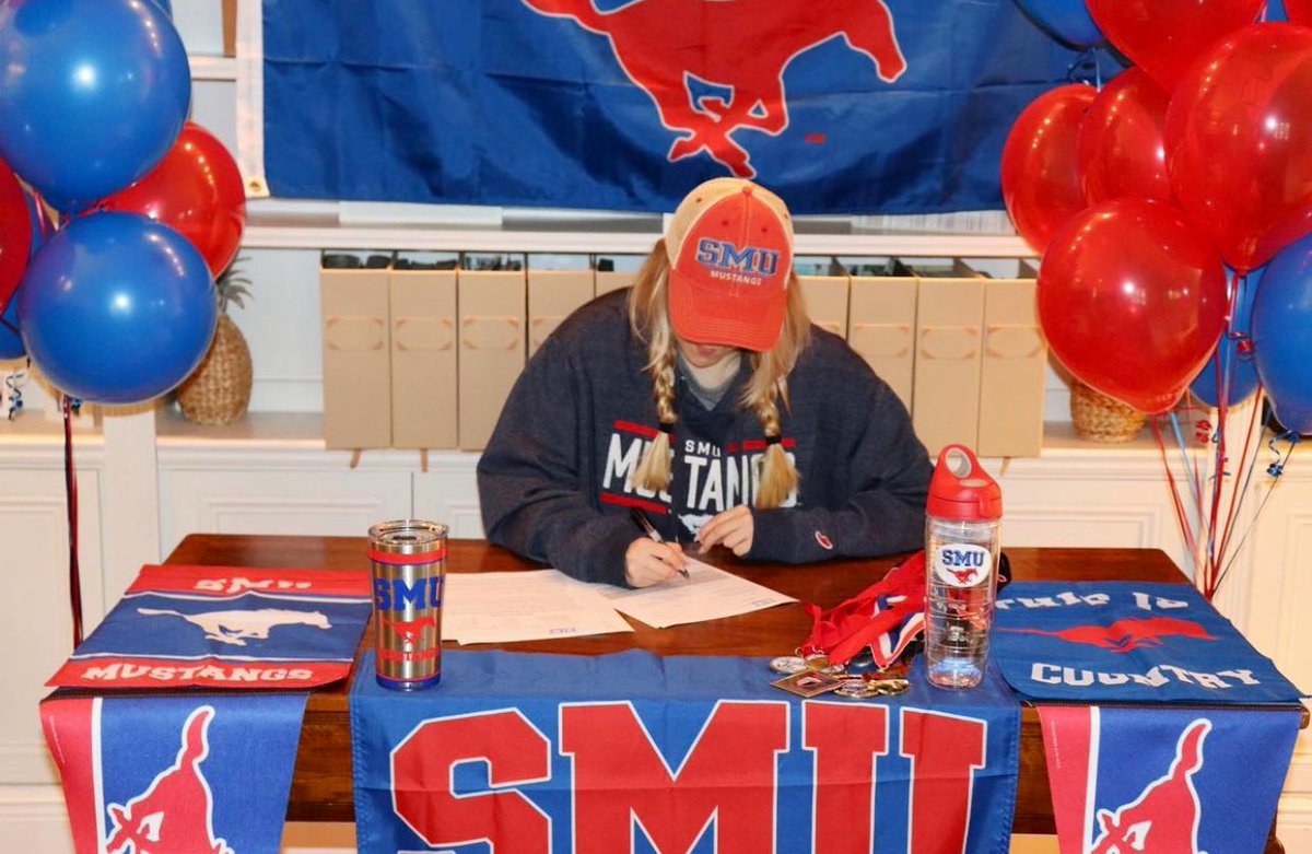 peterson_emory's tweet photo. I am pleased to finally announce my commitment to the SMU Women’s Rowing (@SMURowing ) team! I am ecstatic to share the next four years with such a wonderful group of coaches and team. #coxswain #RowingHome #smuclassof2026 #smuwomensrowing #PonyUp #PonyUpDallas #rowtampa https://t.co/lUolmqmqqu