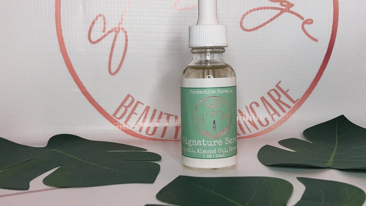 SoSageCosmetics's tweet photo. Signature Serum✨
By: So Sage Cosmetics
•
•
•
A lightweight moisturizer that penetrates deeply to give your skin a firmer skin, smoother texture, and make pores appear smaller as well as increase moisture levels for sensitive/combination skin🌿 

https://t.co/LaYNCVrym0🛒💚 https://t.co/O0AbBUUFuA