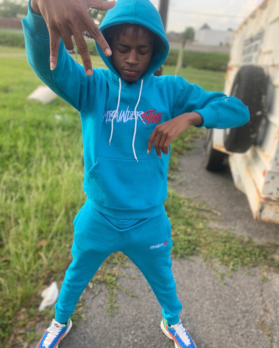 NLTH_R3GG1E's tweet photo. Like Harp I feel misunderstood 💯 it don’t be nobody in my corner 🖤
#4EvaNUMB🖤 #NLT💯🖤 #Restras💜 https://t.co/Us66ISCL7F