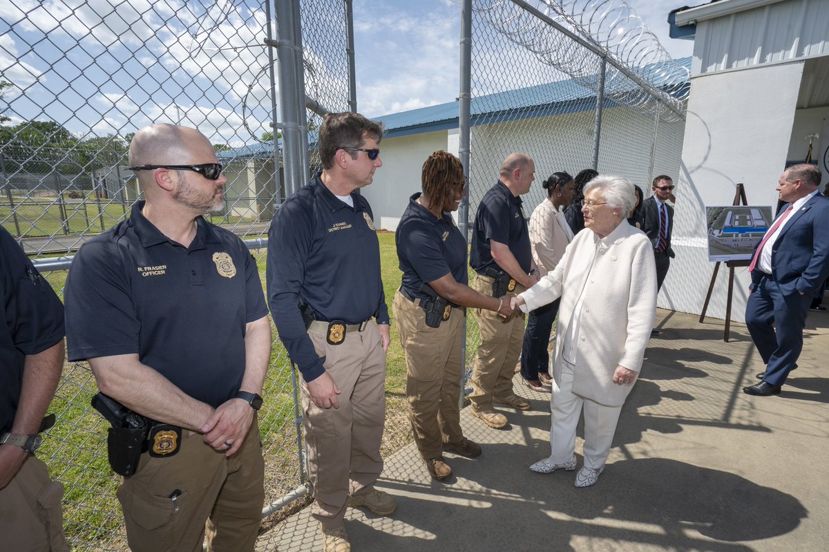 GovernorKayIvey's tweet photo. We cut the ribbon on @ABPPalabamagov's Perry County PREP Center. Today is the result of collaboration from various agencies. This facility will help folks transition from serving time in our corrections system to becoming productive citizens during their parole. #alpolitics https://t.co/EsBEThbC0B