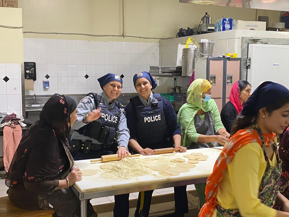 Surrey RCMP tweet media