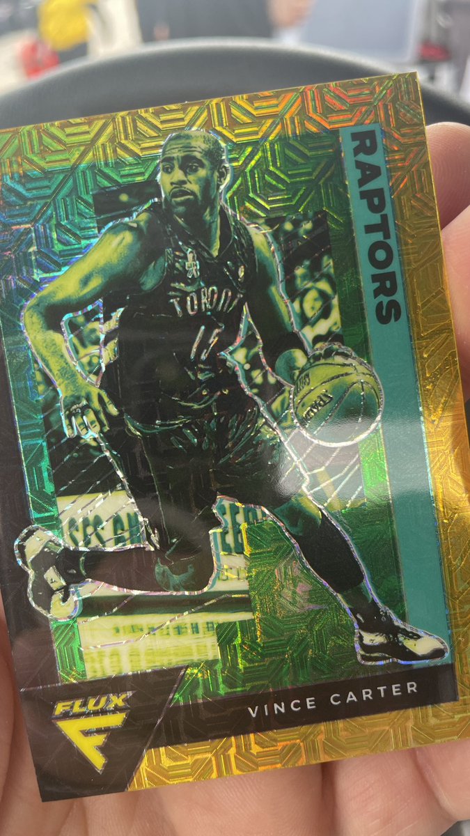 TheJordanMiller's tweet photo. Another decent #carpull! Well, I was in a golf cart so it was a #cartpull. @PaniniAmerica Flux Gold Mojo Vince Carter /10! @CardPurchaser https://t.co/Tpa2QahZ3t
