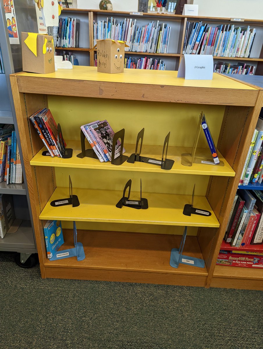 When it's #springbreak and the popular graphic novels shelf is empty!! It's a sign of a good week at the #library