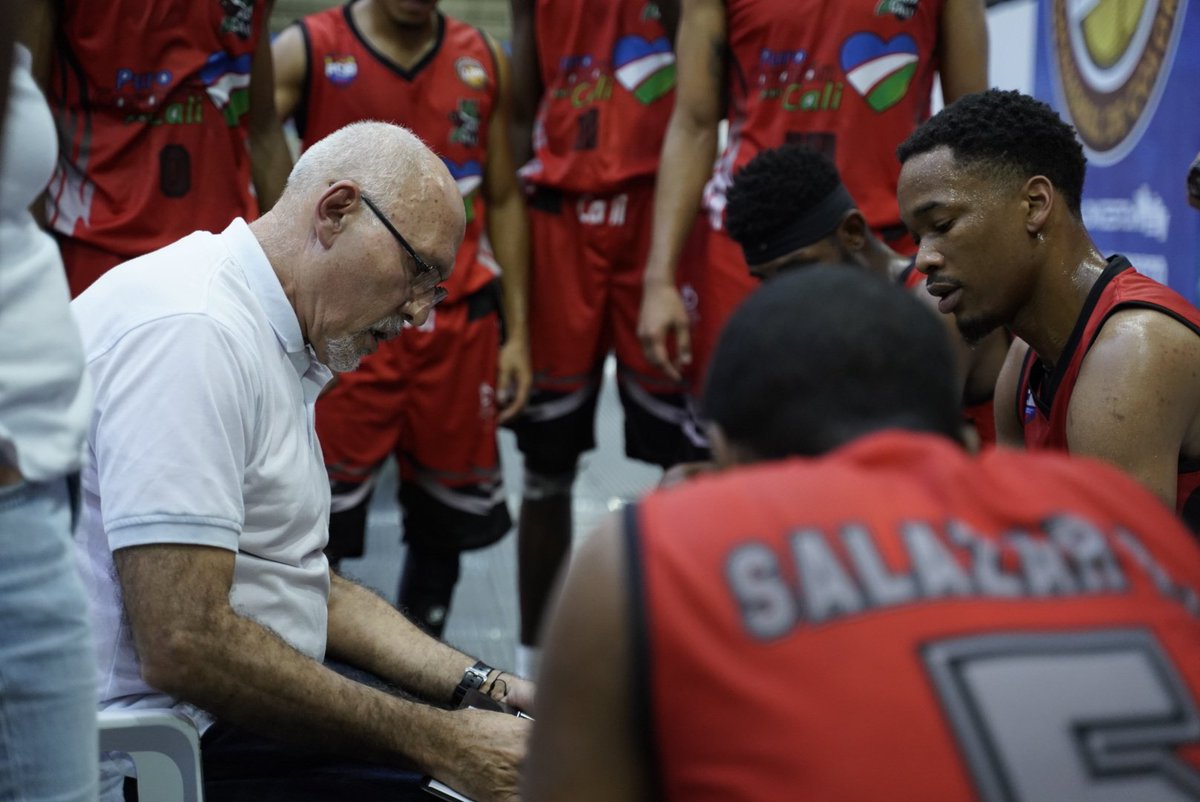 BasketColVAVEL's tweet photo. 🏀Equipos:

Titanes (@titanes_baq)
Búcaros (@soybucaros)
Cafeteros (@cafeterosbasket)
Team Cali (@teamcalibc) 📸
Corsarios (@corsariosbasket)
Tigrillos (@Tigrillos_med)
Caribbean Storm (@caribbeanstorms)

❌Equipos ausentes: Motilones, Sabios, Piratas, Cóndores, Cimarrones. https://t.co/TGCrGLiIUW