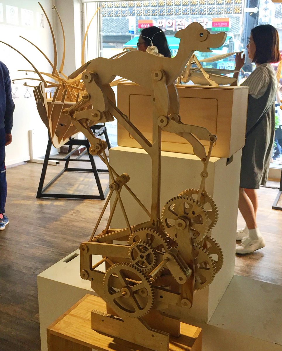 Here’s a little #tbt of when I was living in Suwon (수원) and visited this cool art exhibition at the Heunggung Street Gallery (행궁길 갤러리)!
.
.
.
#korea #suwon #suwonhwaseong #haenggung #travel #se0ulsearcher #수원 #수원화성 #행궁길 #행궁길갤러리 #수원행궁 #여행스타그램
