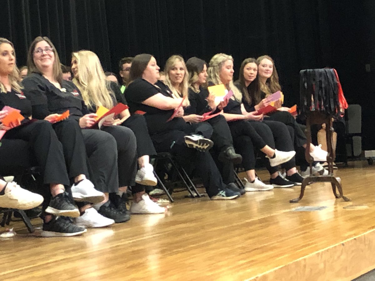 Robin Lightner tweet media