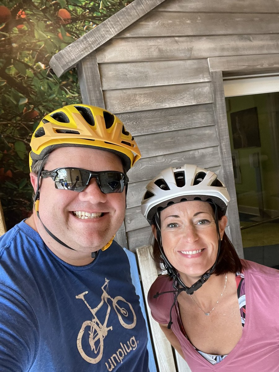mikesipplejr's tweet image. Took a part of our team to Orlando for an #EOSConference and snuck some mountain biking in. 

We try hard quarterly to do something fun but sometimes it sneaks through.