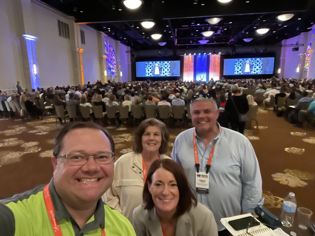 mikesipplejr's tweet image. Took a part of our team to Orlando for an #EOSConference and snuck some mountain biking in. 

We try hard quarterly to do something fun but sometimes it sneaks through.