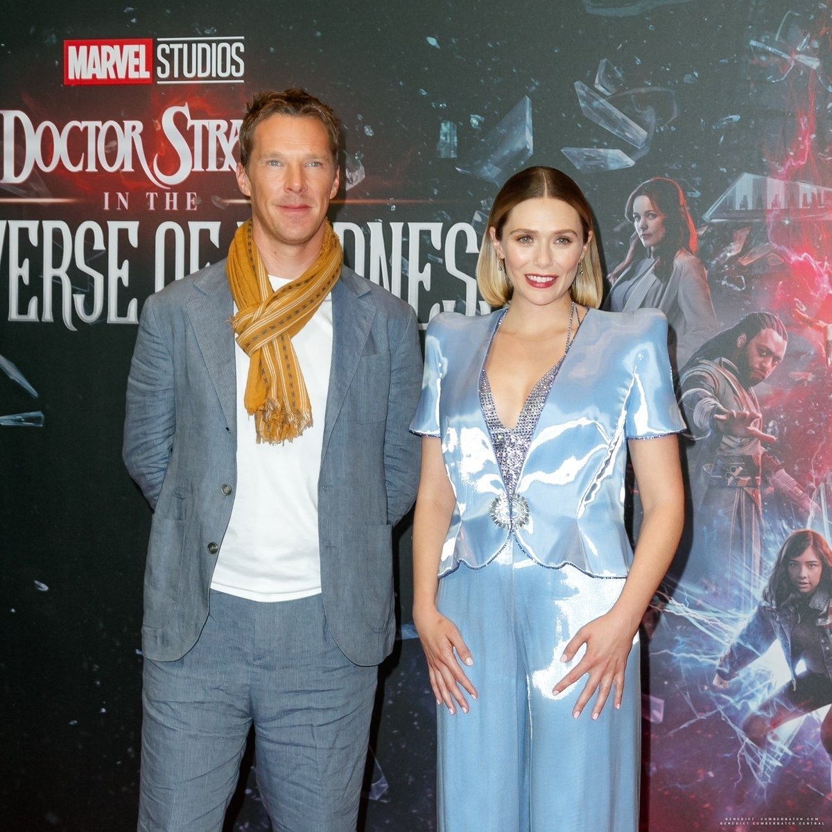 [GALLERY UPDATE] Benedict Cumberbatch and Elizabeth Olsen at the 'Doctor Strange in the Multiverse of Madness' Berlin photocall [+62] benedict-cumberbatch.com/photos/thumbna…