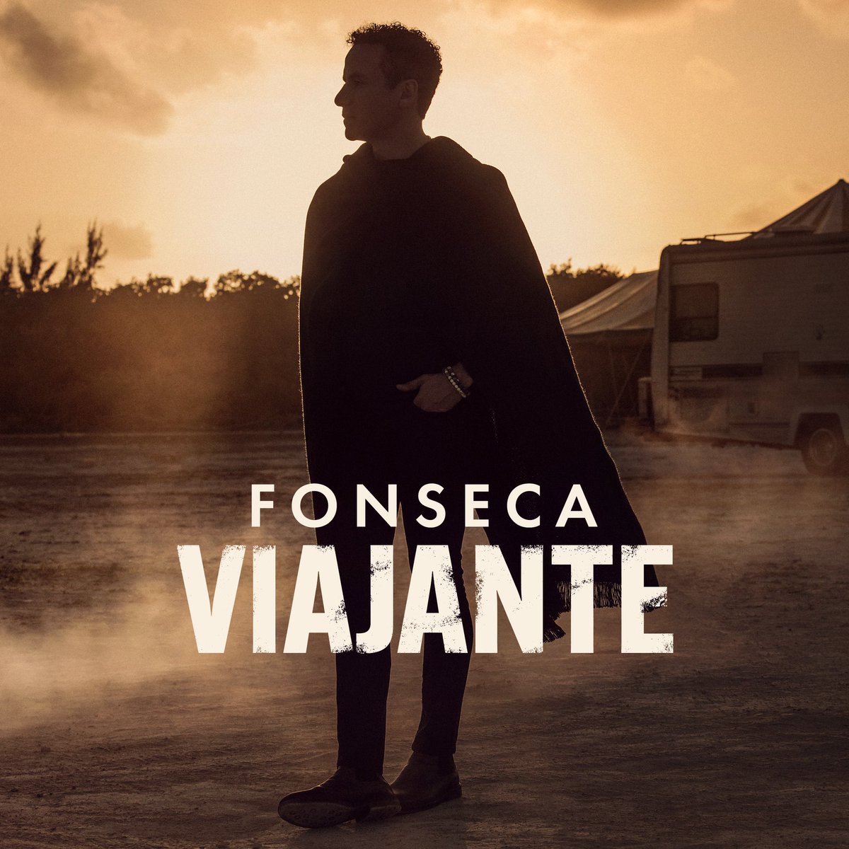 Muy emocionado de presentarles mi nuevo álbum #Viajante 🧳 disponible el próximo 27 de Abril. Bienvenidos a este viaje.