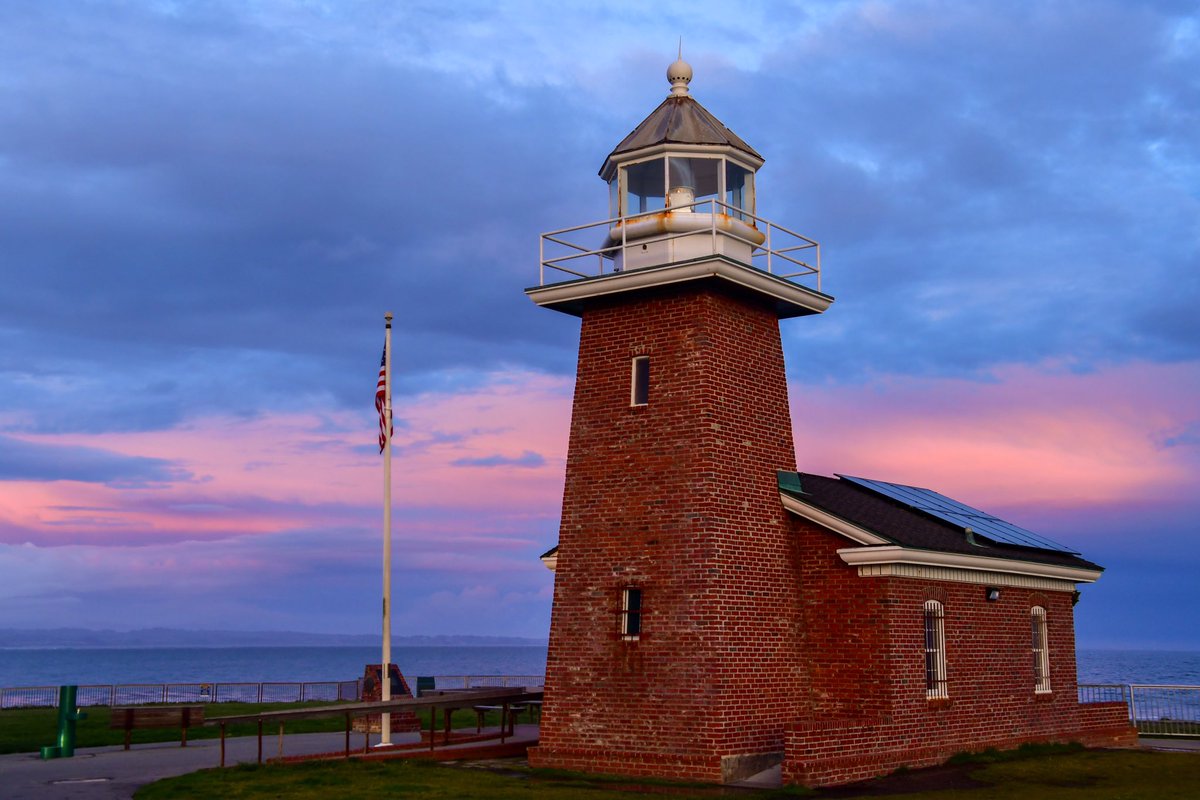 Native Santa Cruz tweet media