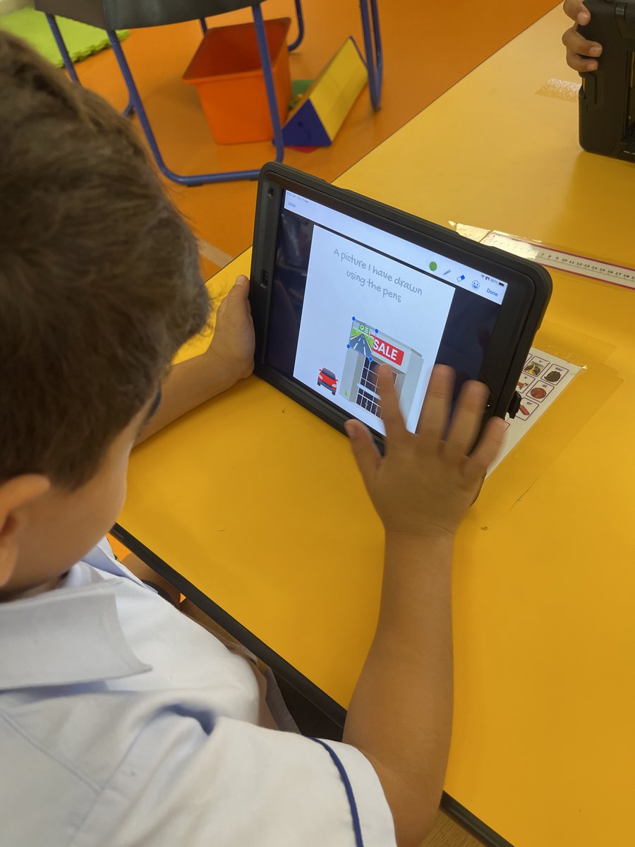 techteachertom1's tweet photo. Love the emoji feature in the pen tool on @BookCreatorApp. Year 1 students @ArcadiaSch loved creating pictures using the drawing and emoji tools in their iBook. The 💩 emoji always has to feature at some stage 😅. #ADE #ADEUAE #AppleDistinguishedSchool #AppleEDUchat #creativity https://t.co/5SR5Bzus4y