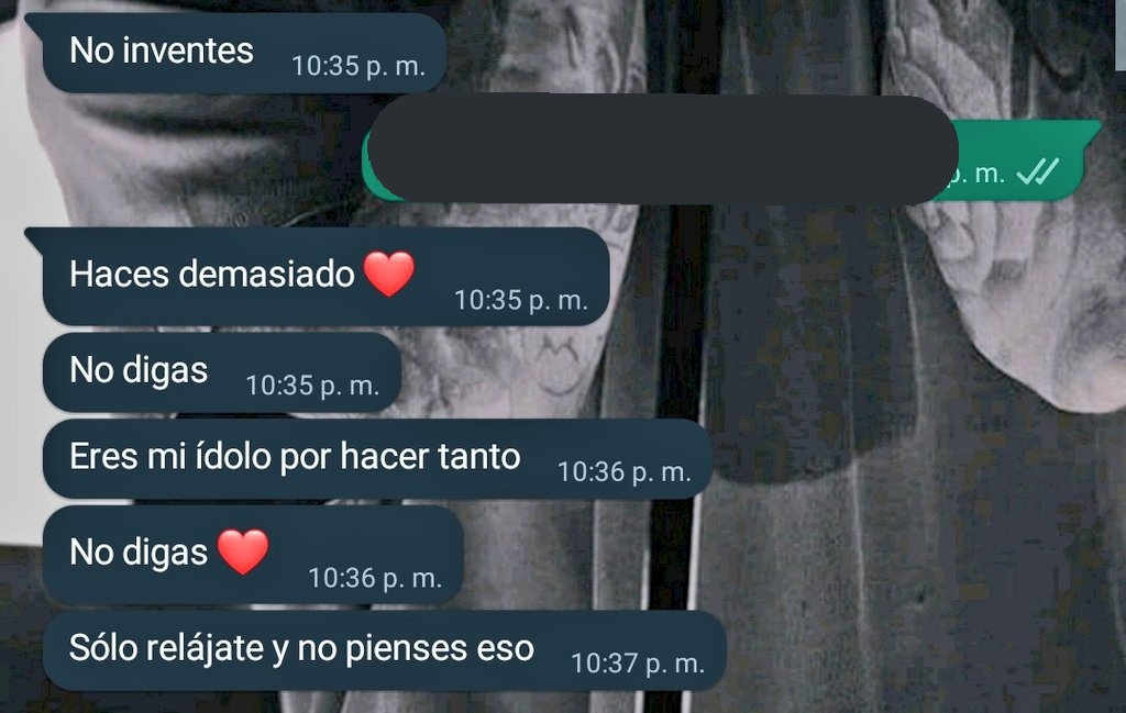 nehalennia__'s tweet photo. Yo triste y sola, en otro estado, con mis crisis existenciales sintiendo que no soy suficiente:

Mi mamá:

Te amo mami 💜😭 https://t.co/eqR5KaUYL3