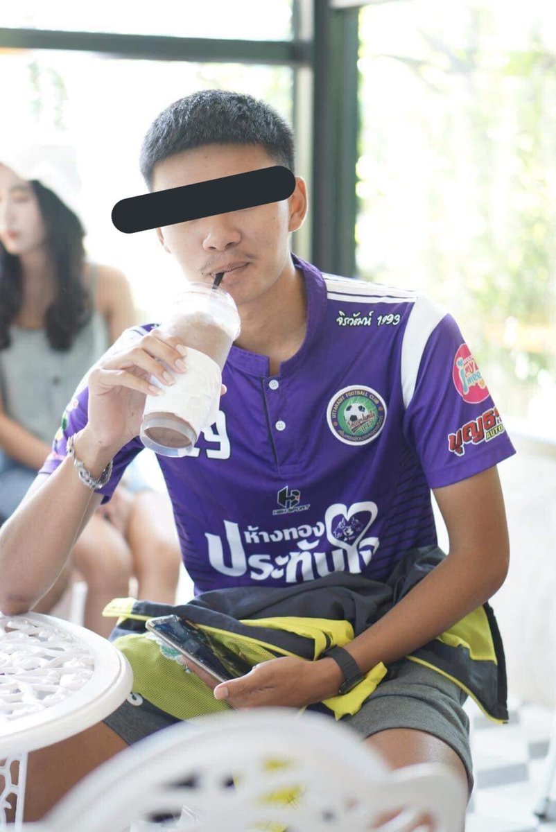 Bichaytee's tweet photo. ขายผลงานนักฟุตบอลสุดหล่องานดีสนใจสอบถามได้จ้า https://t.co/1hkMhpeXQq