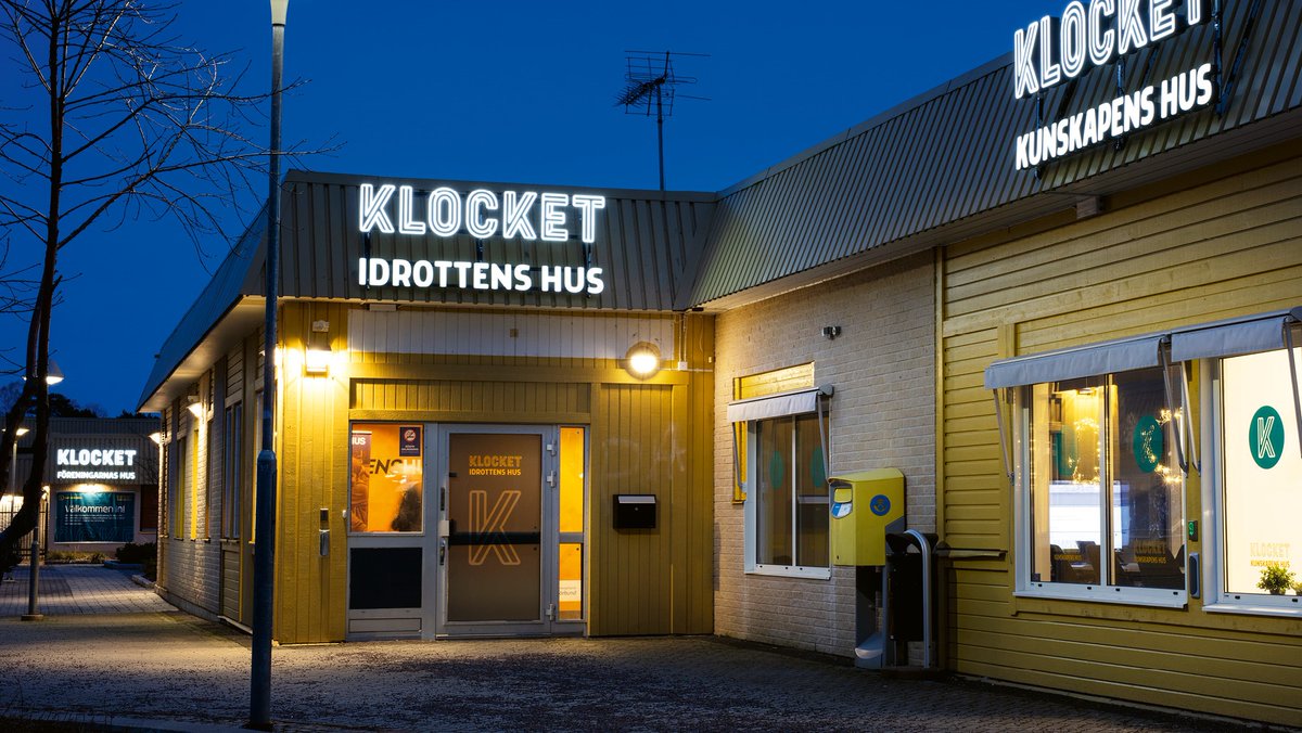 Går det vända en negativ trend i en utsatt stadsdel? Ja! Den samverksanssatsning som Norrköpings kommun och Hyresbostäder i Norrköping AB gjort i Klockaretorpet är ett bra exempel. 2021 ströks stadsdelen från polisens lista över utsatta områden.

Läs mer: kommuninvest.se/2022/04/lan-fo…