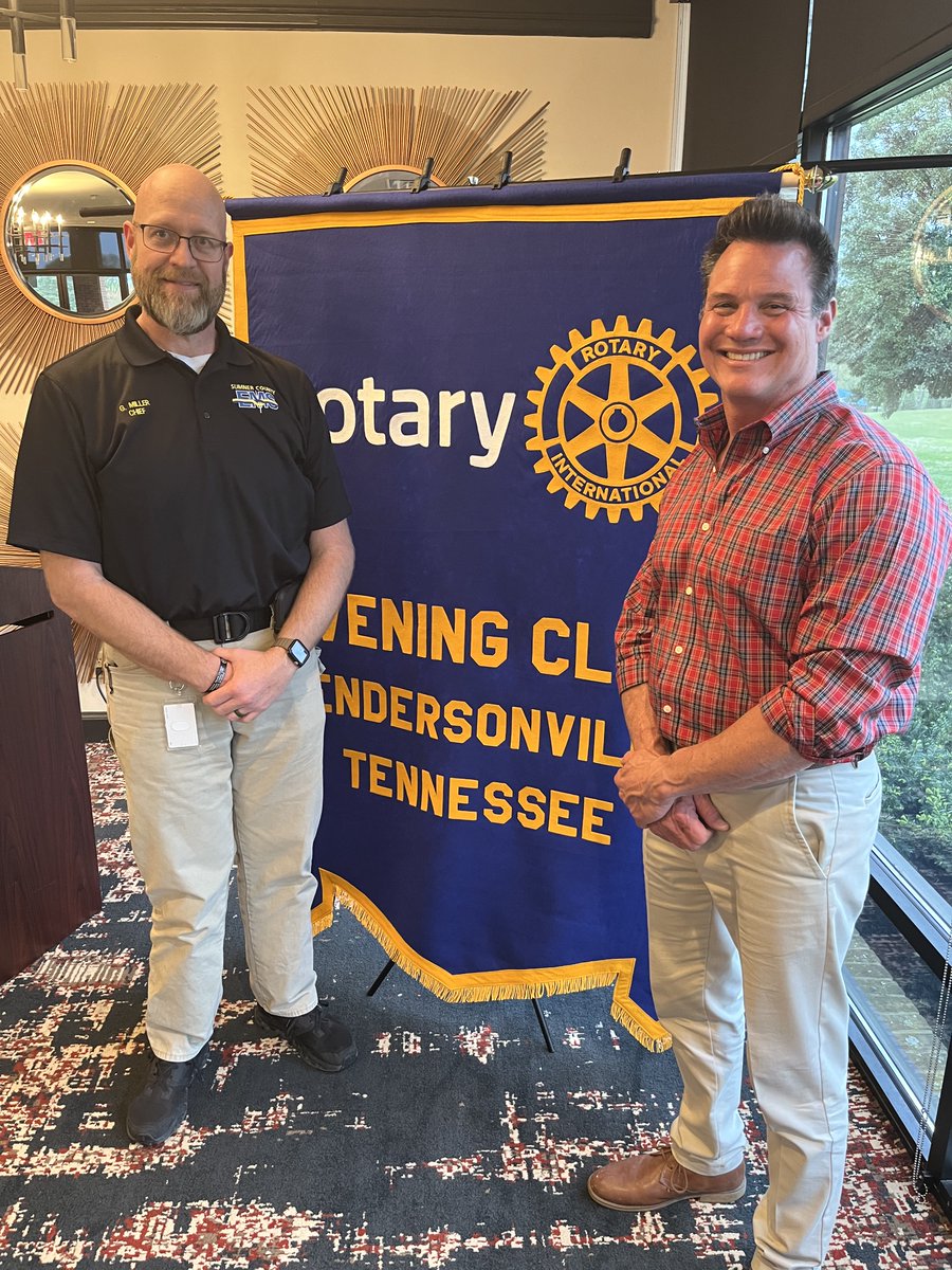 TaylorForSumner's tweet image. Thank you to Chief Greg Miller of Sumner County EMS and his team for the job they do to keep us safe and healthy. 

Our EMS team is second to none in Tennessee!