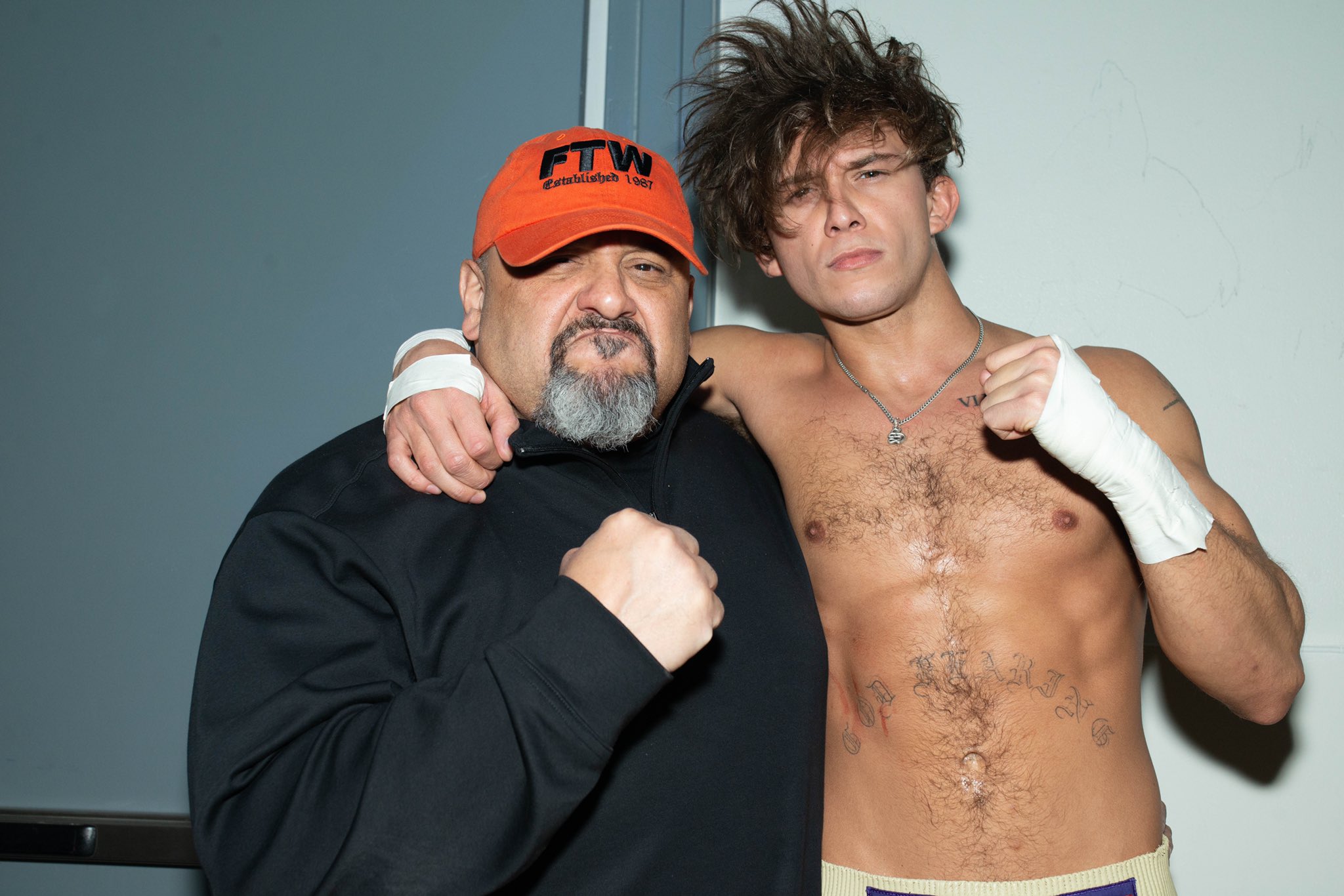 taz on X: "HOOK's gonna kill you. https://t.co/xghas0QmJM" / X