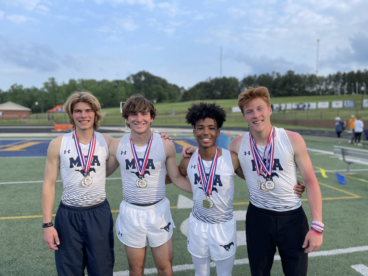 MCA_MUSTANGS's tweet photo. The boys 4x400 and 4x200 team are District Champions! The 4x200 team broke the school record by over 1 sec! https://t.co/xqmkuwitPl