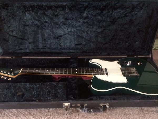 symny's tweet photo. Providence aH-105RSC
HISTORY SH-TC/R
Gibson LesPaulSpecialTVYellow
歴代のギター達、山口和也さんのおかげで出会えたaH-105RSCをこれから弾き倒すのが死ぬ程楽しみです。
#ギターを自慢しよう https://t.co/Bpe1fIk2Ok