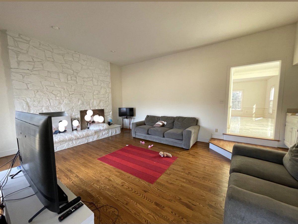 _jennadanielle_'s tweet photo. Approved client family room design, before &amp; after https://t.co/QgbvC5gQKO