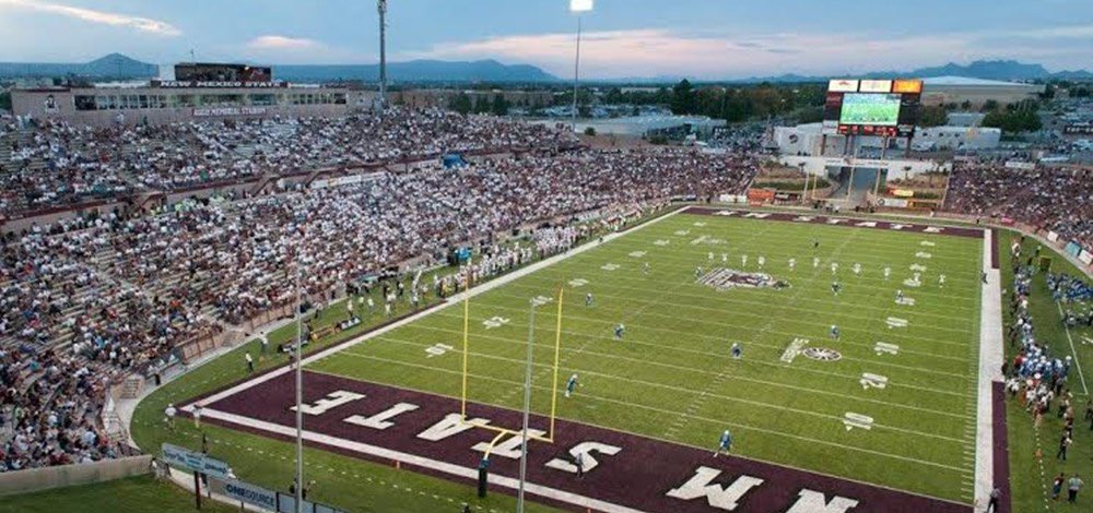 ZurichAshford's tweet photo. After a great talk with @Coach_TSanchez at practice. I’m blessed to receive my first division 1 offer to New Mexico State!! @aggiefootball05 @CoachRidenour_ @mgerber10 https://t.co/JppF58Wubv