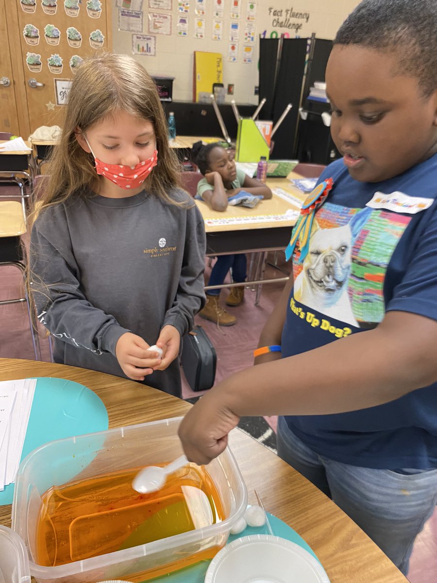 la_quinette's tweet photo. We’re learning about natural and man made disasters!!! Why not have a real oil spill! They said cotton balls, droppers, and spoons helped, but Dawn worked the best! They are loving this unit! #rce_hcs #fuledbyenthusiasm https://t.co/bReulblfe1