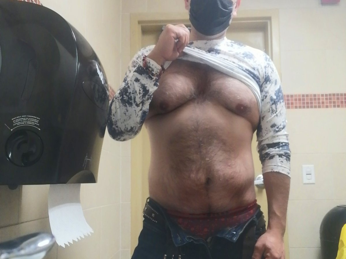Beartj1's tweet photo. Bubilicious #gaybear #bearinpublic #showing #touchthem #playthem #bearnipples #beartits #bearchest https://t.co/dmz0HQ0VlF