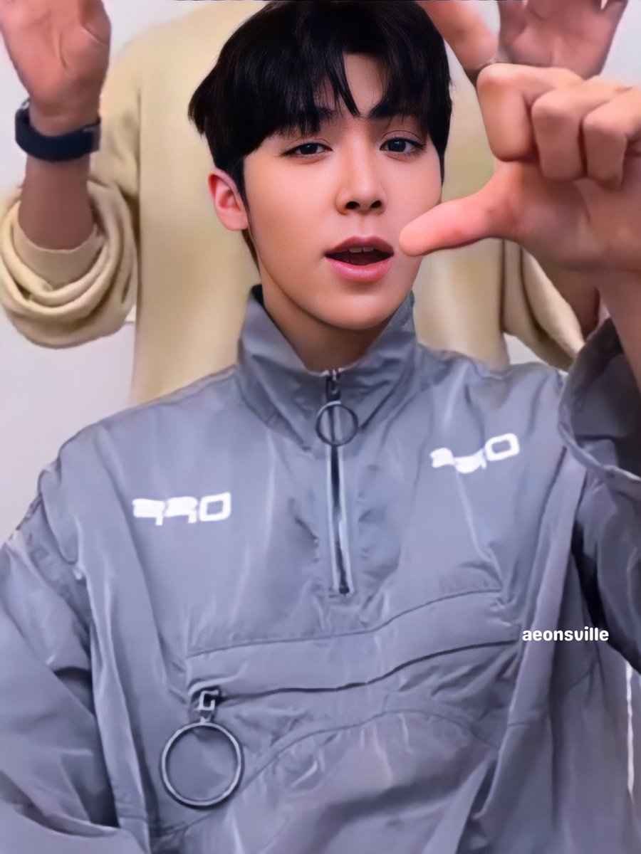 aeonsville's tweet photo. [#shorts 📸]220421 

Trainee A Woochan #CircusChallenge #Shorts

#TraineeA #aeonsvilleedit #aeonsvilleHD #Woochan #우찬 @trainee_a https://t.co/rPQfywAlvH