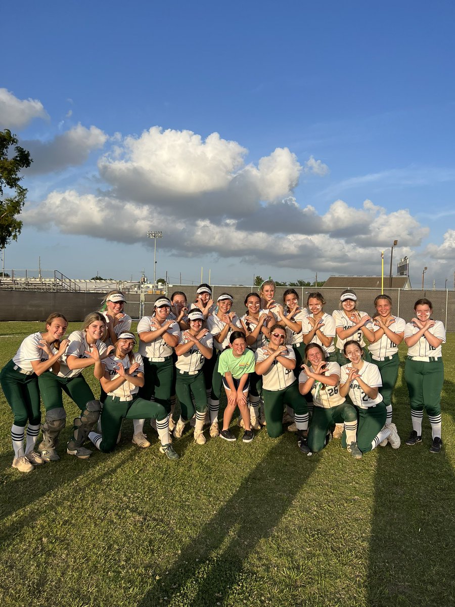 ChapelleSoftba1's tweet photo. Chip win 5-1 vs MCA advance to final four in Broussard.
💚🤍💚🤍💚🤍💚🤍💚🤍
#winwhenitcounts 
#deusprovidebit https://t.co/c3aVuFswqL