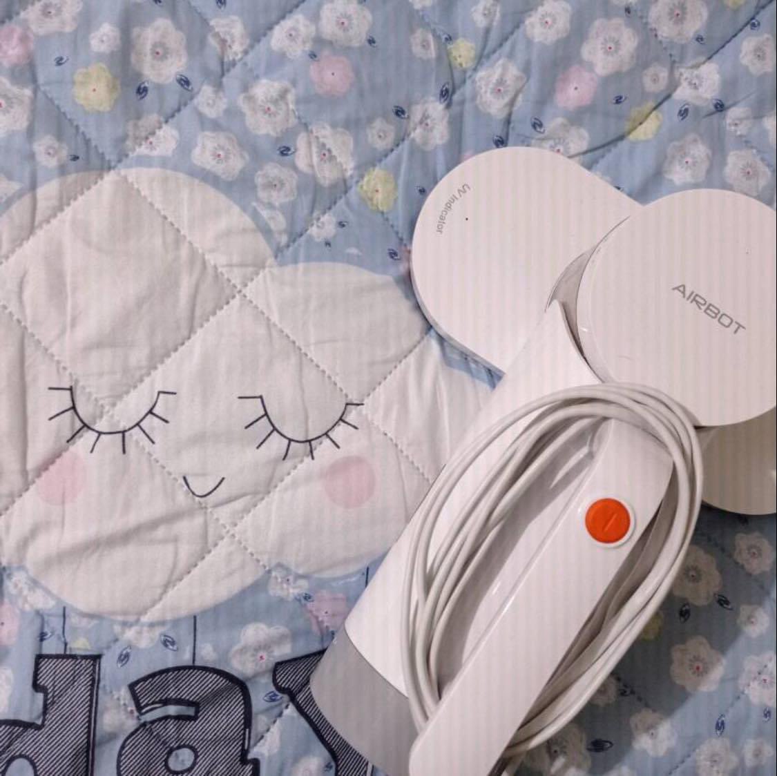 shopeesale's tweet photo. Orang resdung je tahu betapa seksanyaaa asyik bersin non stop. 🥵🥵Aku try beli vacuum ni, utk sedut hama &amp; habuk. Kurang sikit. Suction kuat, wayar panjang, ada uv rays.

Recommended juga utk yg bela kucing
👉🏻 https://t.co/9RN0TZDVN9 (claim dulu voucher dpt lagi murah) https://t.co/TWcgtZqmR3