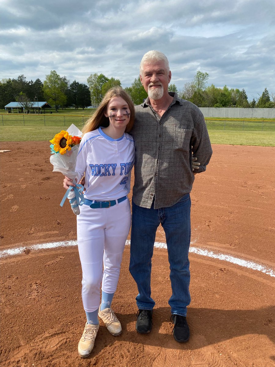 RFMS_softball's tweet photo. https://t.co/88kdAk3Fo6
