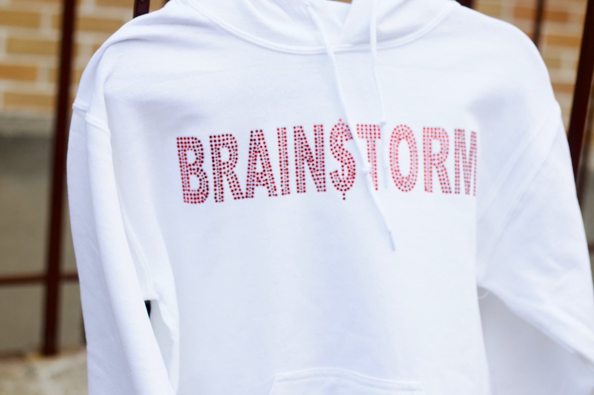 SplashFamilyEnt's tweet photo. MM$G Collab Hoodie now available on https://t.co/KT66ClpDbm https://t.co/vOAsfhwPKQ