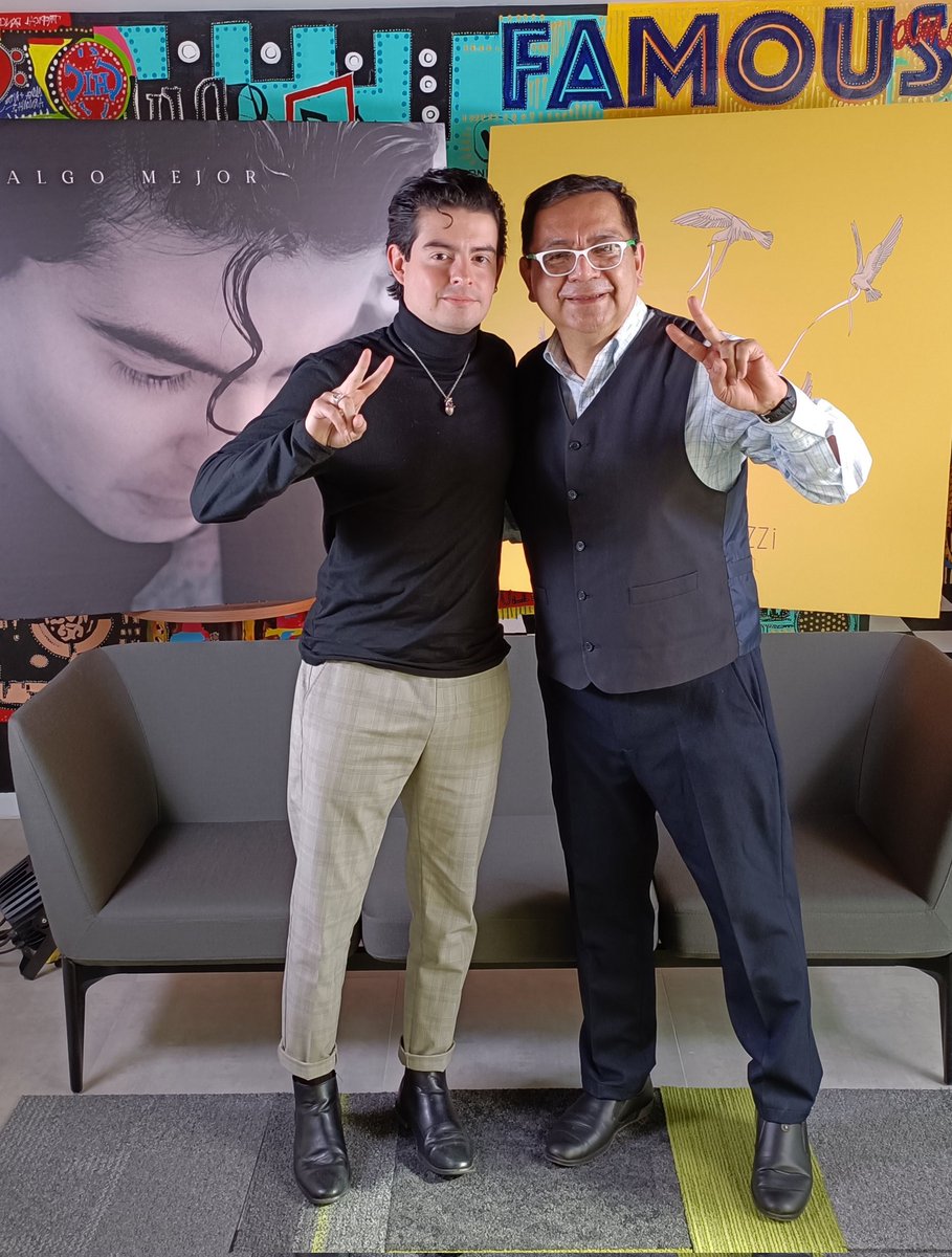 M_Hablando's tweet photo. Conocimos a @Charlie_Rodd cuando llegó a #CDMX como cantautor independiente. El 1 de abril presentó su álbum #AlgoMejor en la trasnacional  @warnermusicmex.  Promueve el tema Algo Mejor, y concierto en el @LunarioMx ?, sábado 23 con invitados especiales. Pronto entrevista #MMH. https://t.co/zp2fJjVvP9