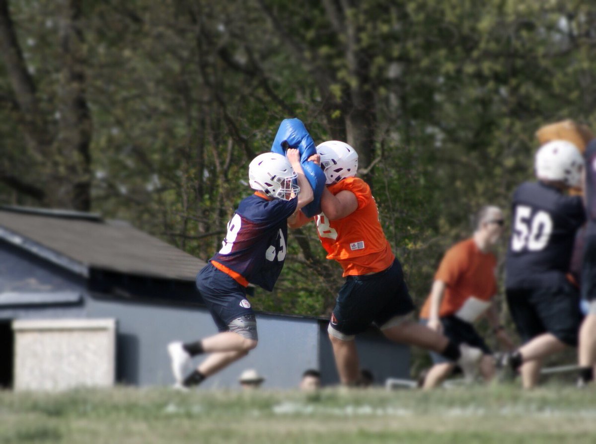 Spring Practice, 1st day.
15 new pounds of 💪🏻 added in off-season + Varsity Wrestling.
Let’s go.
<a href="/wbgovsfb/">William Blount Football</a> <a href="/AndyODell6/">Coach O</a> <a href="/WBCoachReeves/">Robert Reeves</a> <a href="/BrynneDuBois/">Brynne</a> <a href="/gobigrecruiting/">Go Big Recruiting</a> <a href="/ExpoRecruits/">Expo Recruits</a> <a href="/athletics_wave/">Steve Matthews</a> <a href="/Radar10K/">Recruiting Radar 🎯</a> <a href="/TP_recruiting/">TP Recruiting✍🏽</a> <a href="/CSmithScout/">Chris Smith</a> <a href="/ncsa/">NCSA College Recruiting</a>