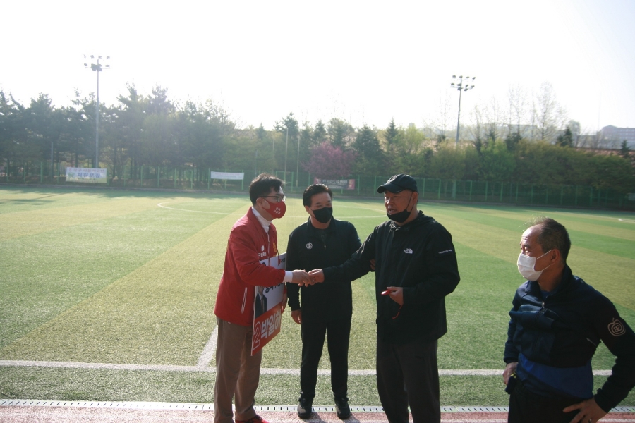 이진우 tweet media