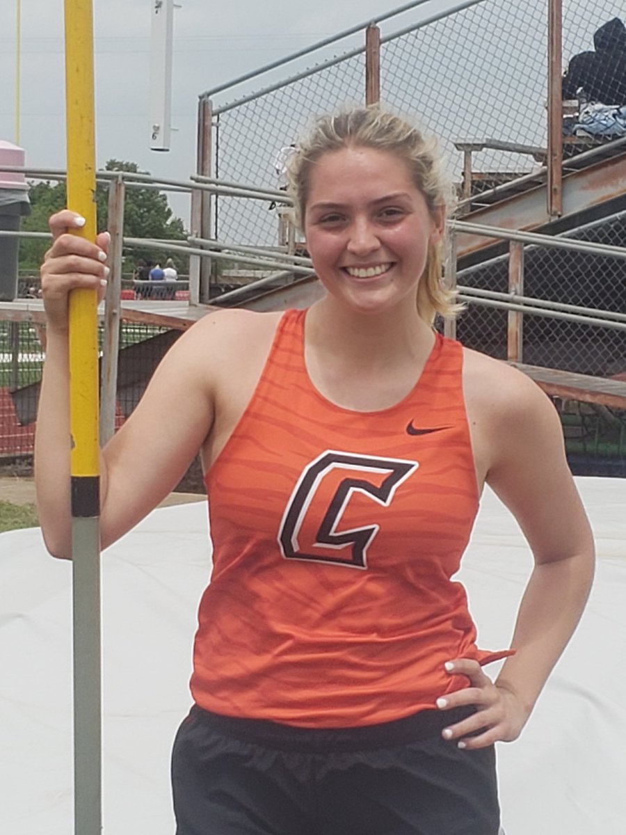 shelley marie jones tweet media