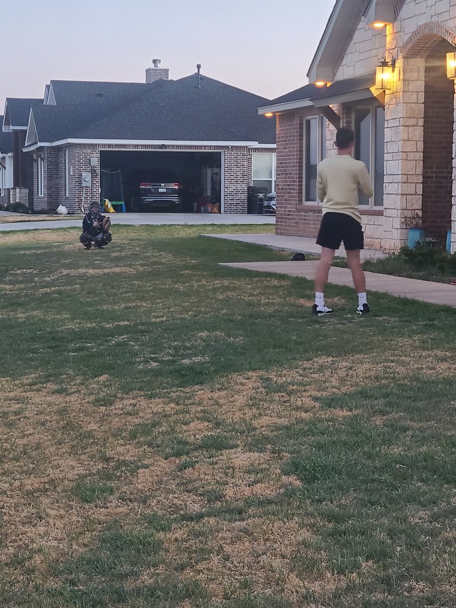bdhall3414's tweet photo. Dawson wants to work on his catching every night and every night Brecken goes out to help him.  He is the best big brother and one of the best people I know. Always keeps his head up and cares about people, especially his little brother. #breckdouglas #dawsonwayne https://t.co/mAO2q6M2fj