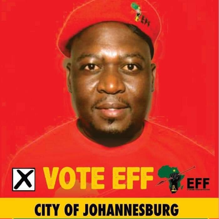 Sepetlele1's tweet photo. JOZI LA MABONE IS HERE

LEAD US KOKWANI PEOPLE OF WARD 53 KNOWS YOU WELL https://t.co/rYiXFRpUlL