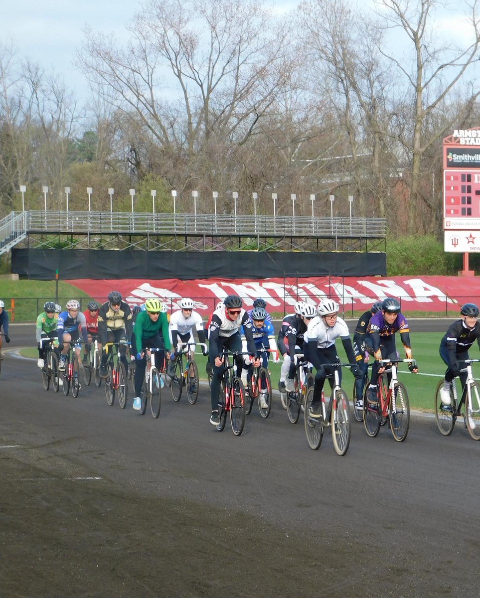NicksEnglishHut's tweet photo. @IUDMCycling Scenes from practice this week. #IUDMCycling #Little500 #RaceWeek #BikeRace #Practice #IU #GoIUDMCycling #GoHoosiers #VisitBtown #NicksEnglishHut #NEH https://t.co/xEGcd9w5ir