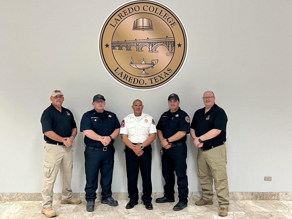 laredopalominos's tweet photo. We had a great time meeting prospective students for the Fire Protection &amp; Safety Technology Program during our first informational session. If you’re interested in learning more about this new program, please send an email to michael.bailey@laredo.edu for more information. https://t.co/HJHcu8NagZ
