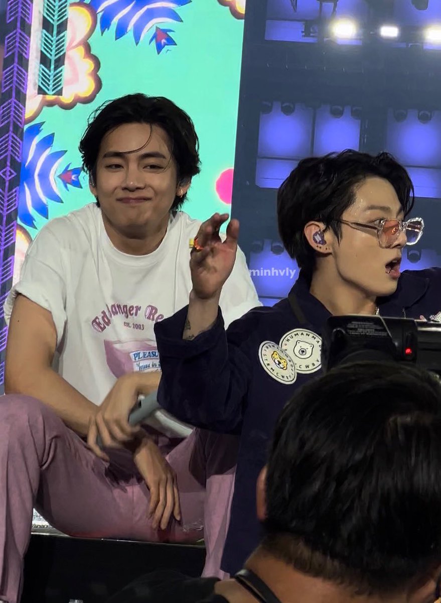 hourly vminkook ʚїɞ (@hourlyvmk) on Twitter photo 