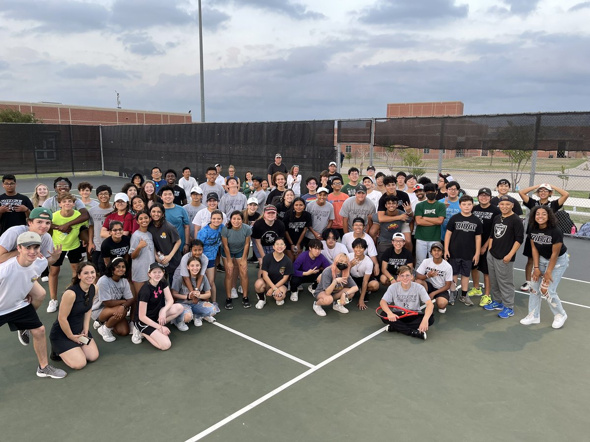 FRTennis's tweet photo. Thank you so much to the Fossil Ridge community for supporting our tennis program. Tonight we were able to bring back out Play with a Panther Night fundraiser. Over 80 people joined us on the courts and one person won a paid of Air Pod Pros.  We may have grilled a few hotdogs. https://t.co/3PVfn4lzh5